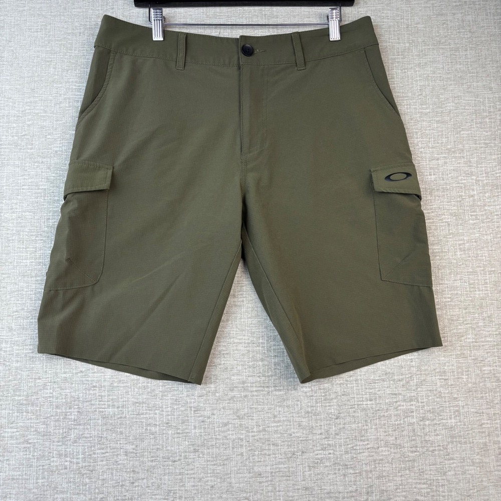 Oakley Mens Performance Fit Cargo Shorts Olive Green Ripstop Size 34